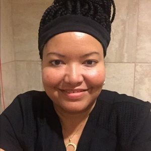 Meet your Posher, Gina